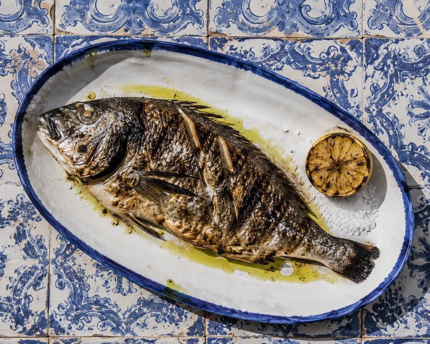 Dorada à la plancha with charred lemon and olive oil