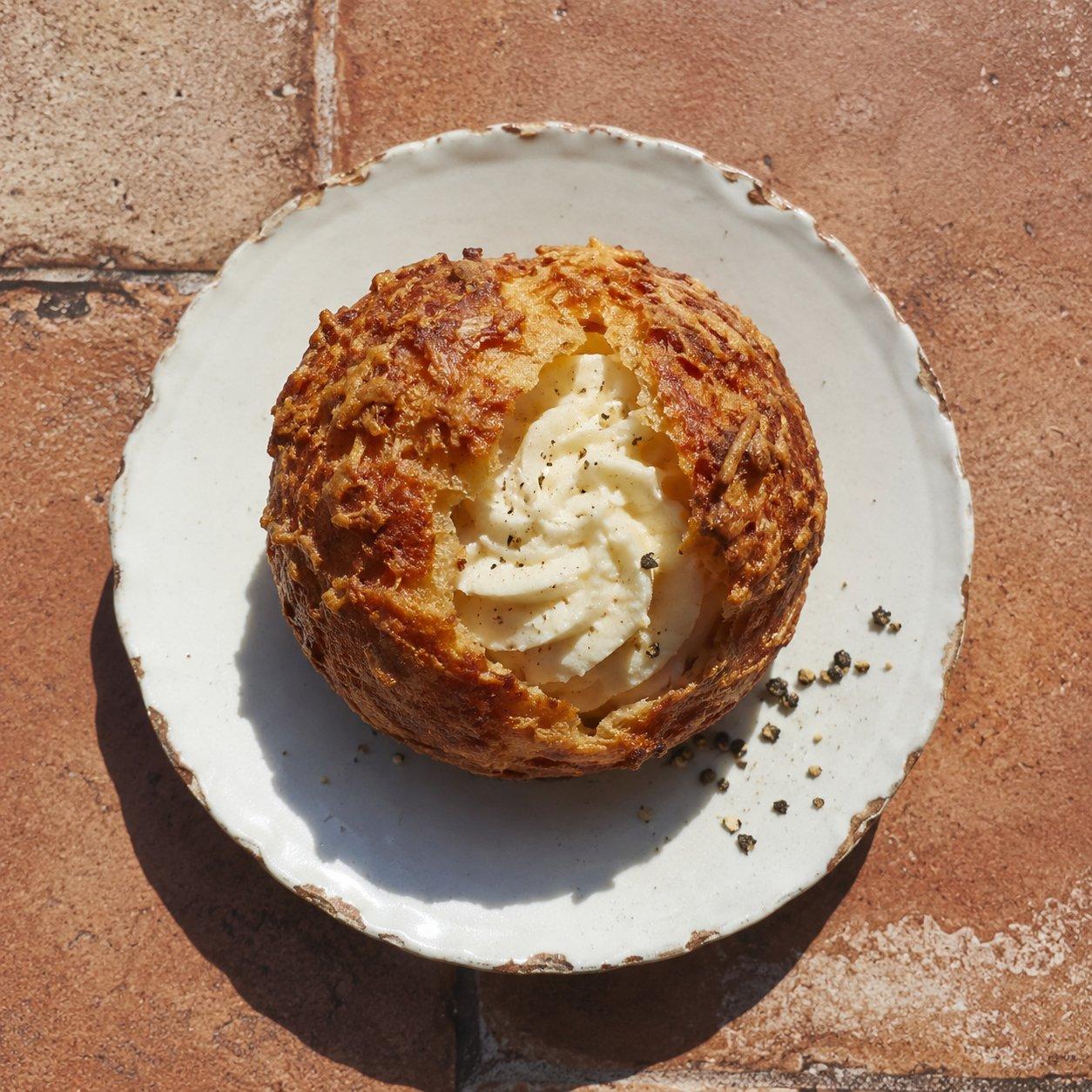 Gougère with Comté, Parmesan and goat-cheese mousse